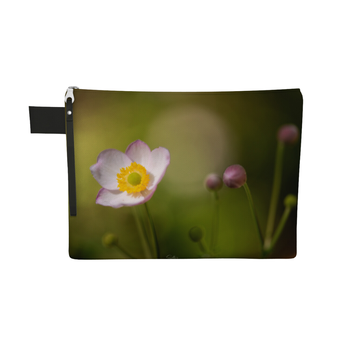 Japenese Anemone Carry-All