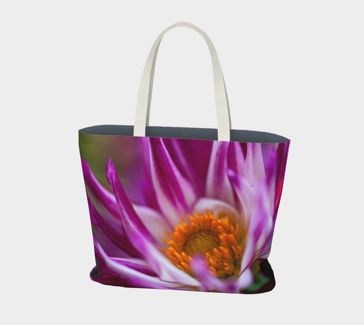 Front of Dahlia Large Market Tote
